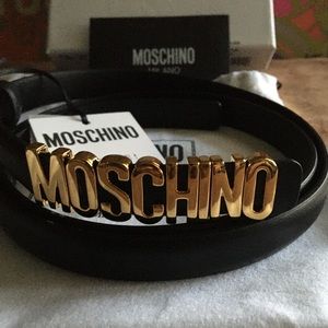 MOSCHINO NWT AUTHENTIC GENUINE BLACK LEATHER & GOLD SIGNATURE BELT